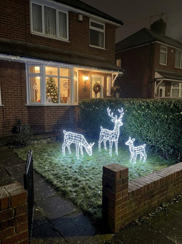 Glowing Reindeer on the Front Lawn – Christmas front garden idea for UK homes